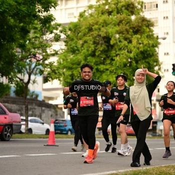 Runner Photo 4158594