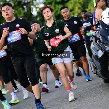 Runner Photo 4158616