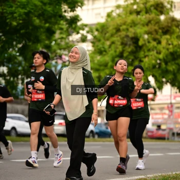 Runner Photo 4158628