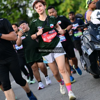 Runner Photo 4158629