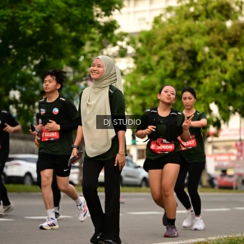 Runner Photo 4158636