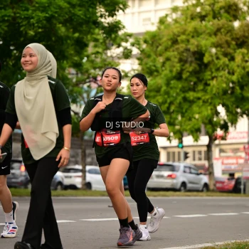 Runner Photo 4158638