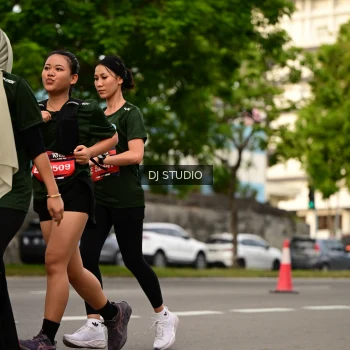 Runner Photo 4158654