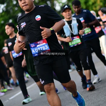 Runner Photo 4158656
