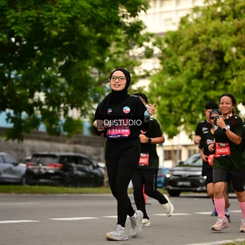 Runner Photo 4158658