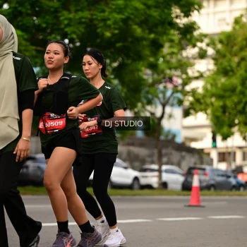 Runner Photo 4158660