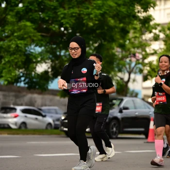 Runner Photo 4158673