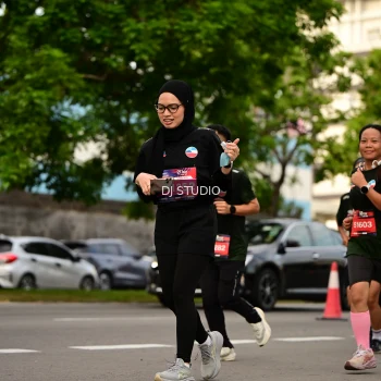 Runner Photo 4158675