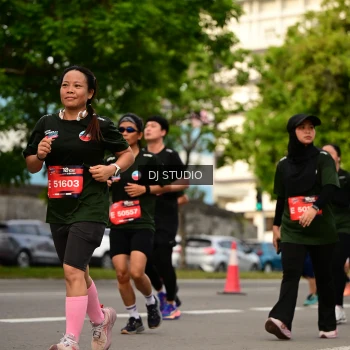 Runner Photo 4158680