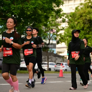 Runner Photo 4158685