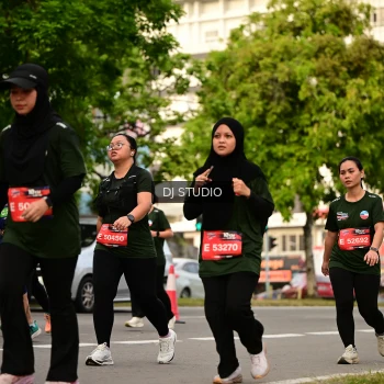 Runner Photo 4158706