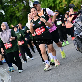 Runner Photo 4158710