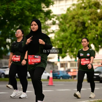 Runner Photo 4158716