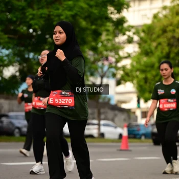 Runner Photo 4158722