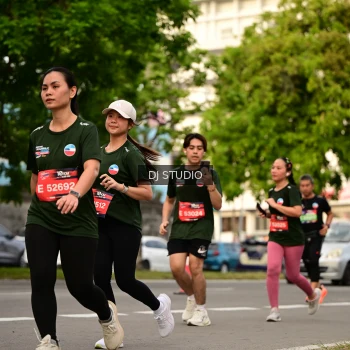 Runner Photo 4158743