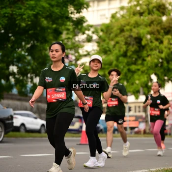 Runner Photo 4158749