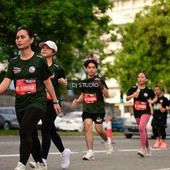 Runner Photo 4158752
