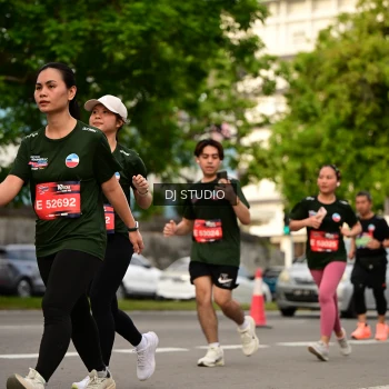 Runner Photo 4158753