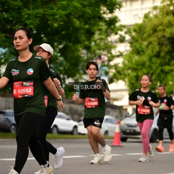 Runner Photo 4158758