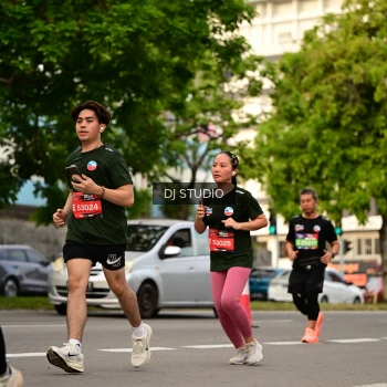 Runner Photo 4158763