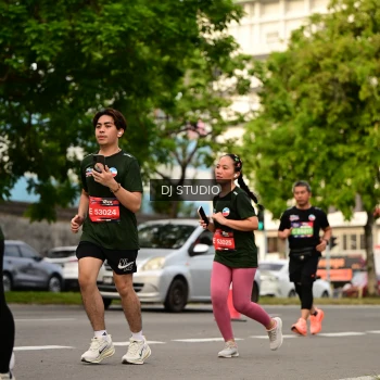 Runner Photo 4158765
