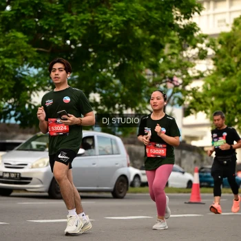 Runner Photo 4158770