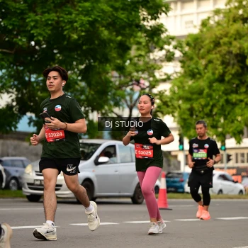 Runner Photo 4158772