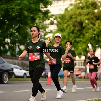 Runner Photo 4158775