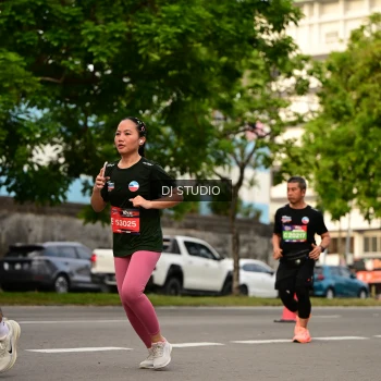 Runner Photo 4158777