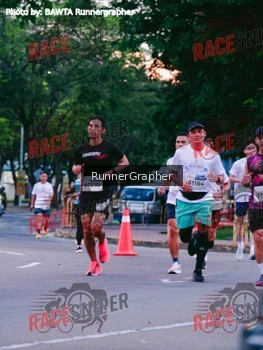 Runner Photo 415878