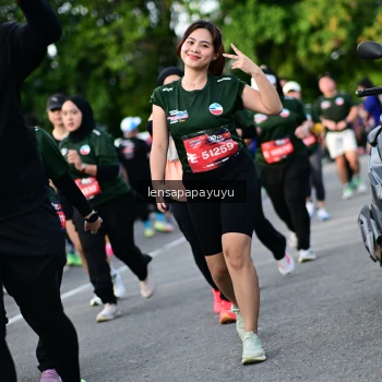 Runner Photo 4158817