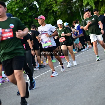 Runner Photo 4158842