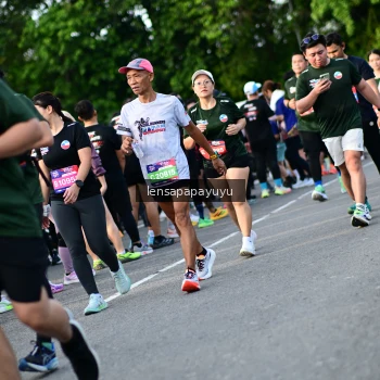 Runner Photo 4158845