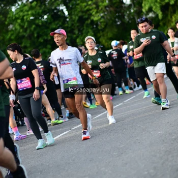 Runner Photo 4158851