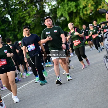 Runner Photo 4158857