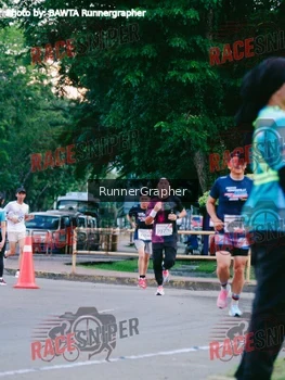 Runner Photo 415886