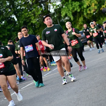 Runner Photo 4158879