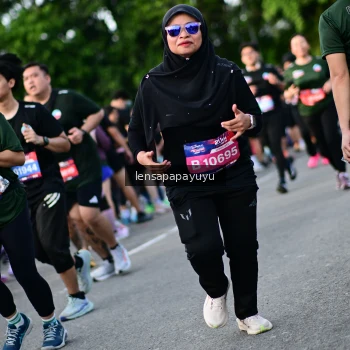 Runner Photo 4158893
