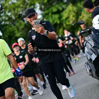 Runner Photo 4158971