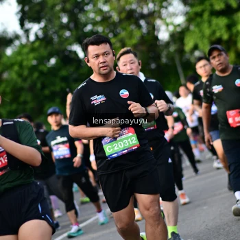 Runner Photo 4158985