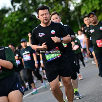 Runner Photo 4158986