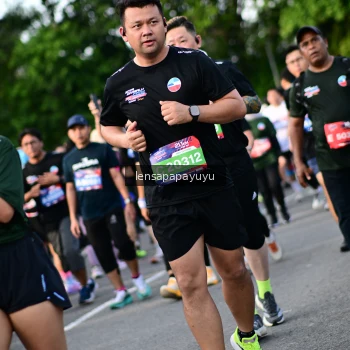 Runner Photo 4158987