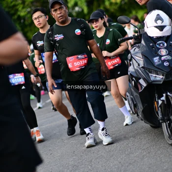 Runner Photo 4158994