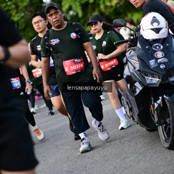 Runner Photo 4158995