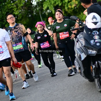 Runner Photo 4159024