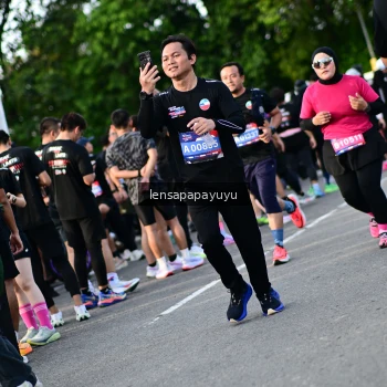 Runner Photo 4159058