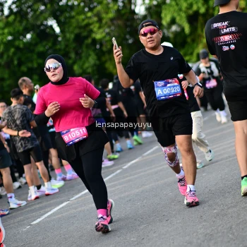 Runner Photo 4159070