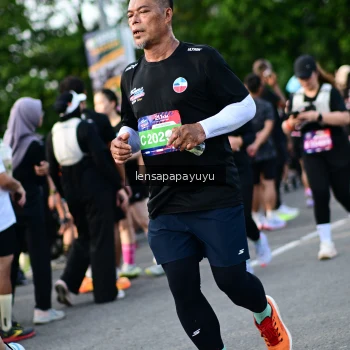Runner Photo 4159104