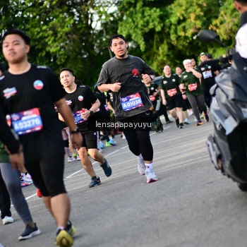 Runner Photo 4159181