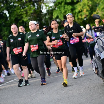 Runner Photo 4159193
